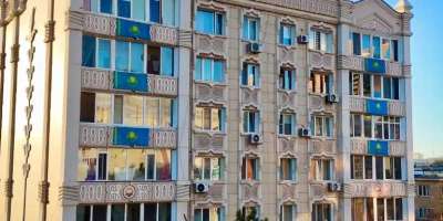 Colman Domingo and Jude Law at amfAR’s Venice Gala