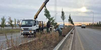 Colman Domingo and Jude Law at amfAR’s Venice Gala