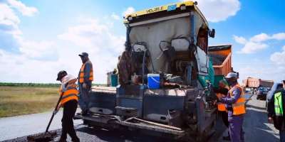 Colman Domingo and Jude Law at amfAR’s Venice Gala