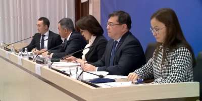 Colman Domingo and Jude Law at amfAR’s Venice Gala