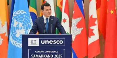 Colman Domingo and Jude Law at amfAR’s Venice Gala