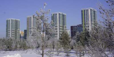 Colman Domingo and Jude Law at amfAR’s Venice Gala