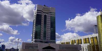 Colman Domingo and Jude Law at amfAR’s Venice Gala