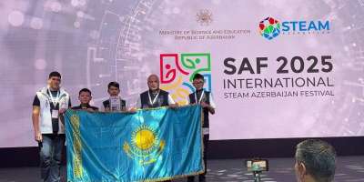 Colman Domingo and Jude Law at amfAR’s Venice Gala