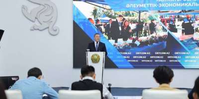 Colman Domingo and Jude Law at amfAR’s Venice Gala