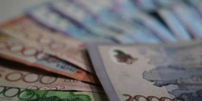 Colman Domingo and Jude Law at amfAR’s Venice Gala