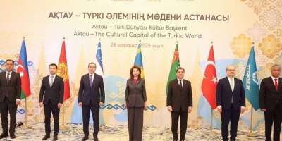 Colman Domingo and Jude Law at amfAR’s Venice Gala