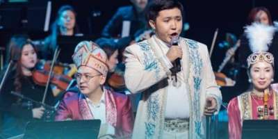 Colman Domingo and Jude Law at amfAR’s Venice Gala
