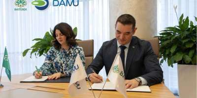 Colman Domingo and Jude Law at amfAR’s Venice Gala