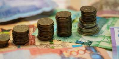 Colman Domingo and Jude Law at amfAR’s Venice Gala