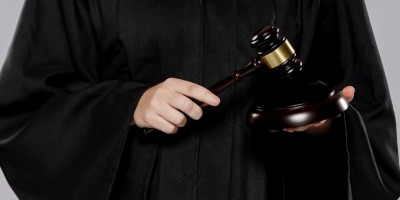 Сот 9 млн теңгеден астам берешегі бар әйелдің мәселесін шешуге көмектесті