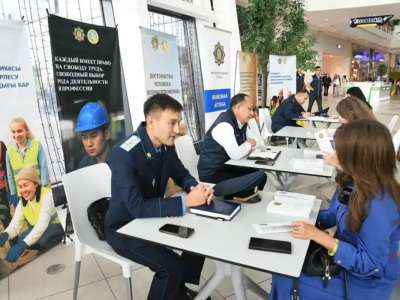 Астанада прокурорлар «Құқықтық дәріхана» жобасын өткізді