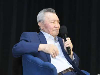 Астанада халық жазушысы Төлен Әбдік дәріс оқыды