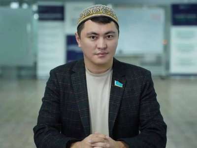 «Ұтысты Coca Cola да өткізіп жатыр»: Депутат Дәулет Мұқаев блогерлерге қатысты айтты