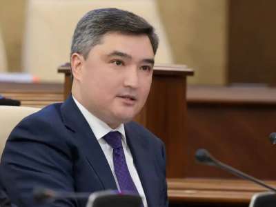 Үкімет басшысы: Еңбек биржасында  100 мыңнан астам бос жұмыс орны тұр