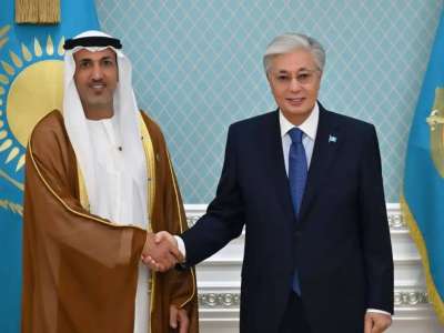 Тоқаев БАӘ Қорғаныс істері жөніндегі мемлекеттік министрін қабылдады