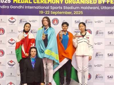 Қазақстан семсерлесуден Азия кубогында екі алтын медаль жеңіп алды