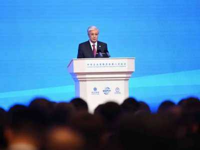 Қазақстан Еуразиядағы көлік хабы болуға тиіс – Президент