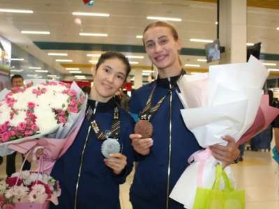 Бокстан әлем чемпионатында жүлдегер атанған әйелдер құрамасы елге оралды