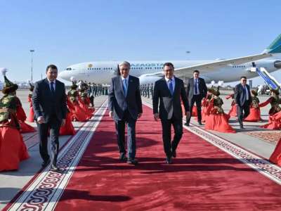 Тоқаев Қырғыз Республикасына ресми сапармен барды
