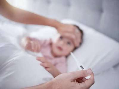 Қазақстанның санитарлық дәрігері эпидемиялық маусымға дайындық жөніндегі қаулыға қол қойды