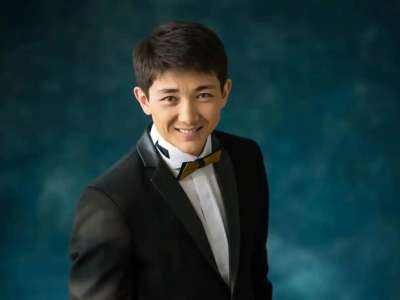 «Өмірде ашық жарқын адам емеспін»: актер Дәурен Серғазинмен сұхбат