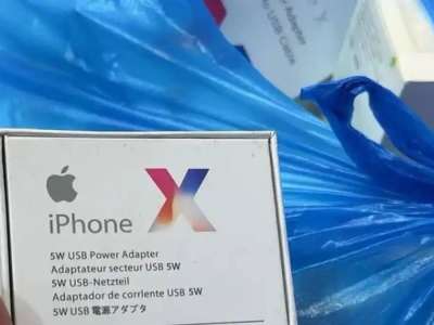 Алматыдағы базарлардың бірінде белгілі тауар белгісінің атын жамылған контрафактілік өнімдер тәркіленді