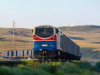 Қарағанды облысында пойыз жеңіл көлікке соғылып, үш адам көз жұмды