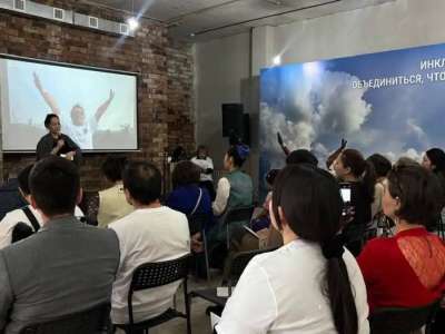 Инклюзивтік кино: Астанада режиссер Әзиз Зайыровты еске алу кеші өтті