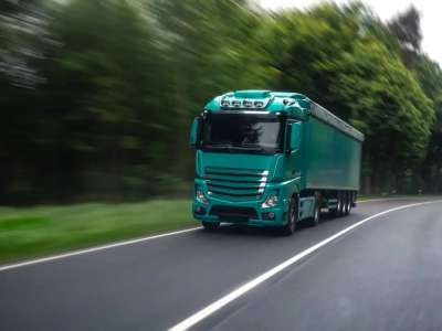 Жүк көліктерін заңсыз тіркеу: келтірілген залал 740 млн теңгеден асты