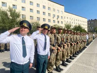Шымкентте 400-ге жуық жас сарбаз әскери ант қабылдады