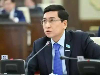 Елу жастан асқан әйелдерге остеопорозға скрининг енгізу керек - Асхат Аймағамбетов