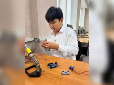 Елордалық оқушы ақылды қоқыс жәшігін ойлап тапты