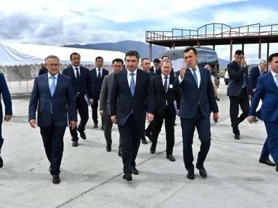 Бектенов қазақ-қытай шекарасындағы терминалдар мен кеден бекеттерінің жұмысын тексерді