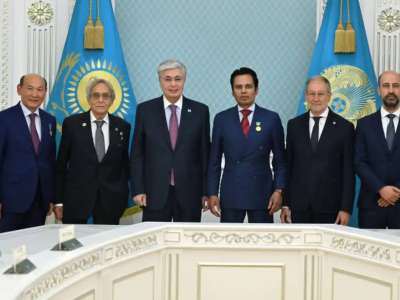 Президент әлемдік нейрохирургия саласының өкілдерімен кездесті