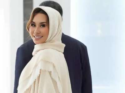 «Енді яхта, вилла сатып ала аламын»: Динара Сәтжан күйеуі туралы айтты