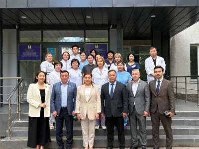 Сенат депутаттары елордалық ұйымдардың ұжымдарымен кездесті