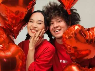 «Бірге тұрып жатырмыз»: Сәкен Қағаров пен Айжұлдыз Адайбекованың тойы қашан болатыны белгілі болды