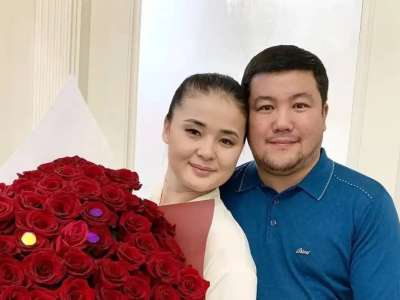 Тұрсынбек Қабатовтың әйелі ауызашарларда қалай амандасу керегін үйретті