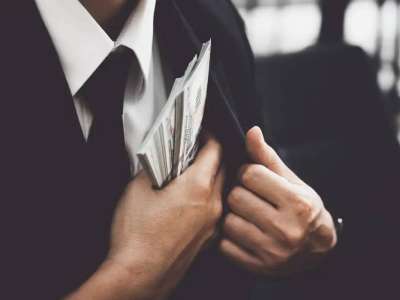 Әкімдіктің бұрынғы қызметкерлері бюджеттен 46 млн теңге ұрлаған