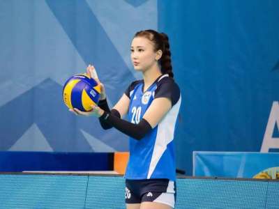 Танымал волейболшы Сабина Алтынбекова ресми түрде ажырасты