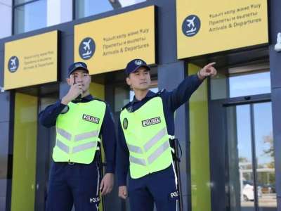 Жолаушы ұшақта тәртіп бұзғаны үшін қамауға алынды