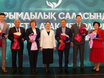 Елордада меценаттарға құрметті атақ тапсырылды
