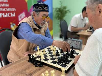 Елордада зейнеткерлер арасында шахматтан турнир өтіп жатыр