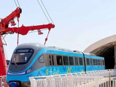 Елордада белгісіз біреулер LRT вагондарына сурет салып кеткен: тергеу басталды