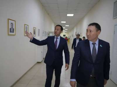 Астана мәслихатының төрағасы «Еlorda Аqparat» медиахолдингіне келді