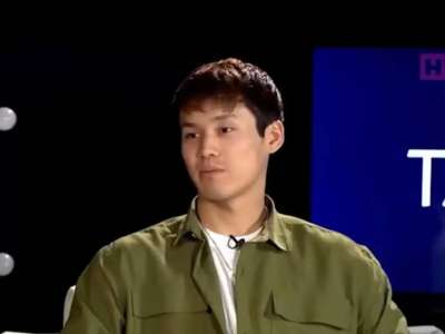 «Мен кезінде ішетінмін»: Актер Еркебұлан Тоқтар шындығын айтты