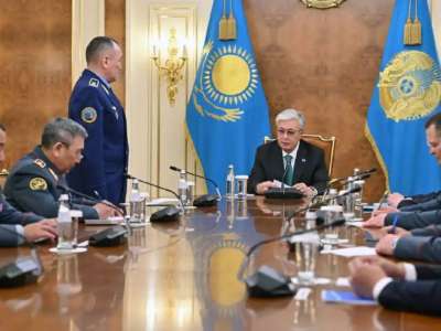 Президент Қорғаныс министрлігінің басшылық құрамымен жиын өткізді