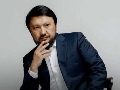 «Орамалды қыздың бәрі оңбаған»: Мұхамеджан Тазабек қазақ қоғамына не жетіспейтінін айтты