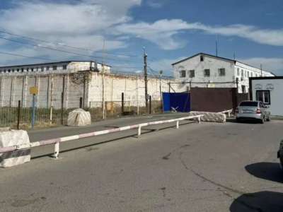 Атырау облысында түрме қызметкерлері қателесіп басқа сотталушыны бостандыққа жіберген